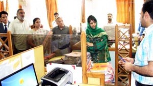 Chief Minister, Mehbooba Mufti interacting with employees at Civil Secretariat, Jammu on Thursday.