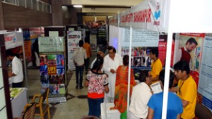 Students evincing keen interest in the Edunius-Xpo-2016.