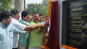 Minister for Industries & Commerce, Chander Prakash Ganga laying foundation stone of WEDC at Jammu.