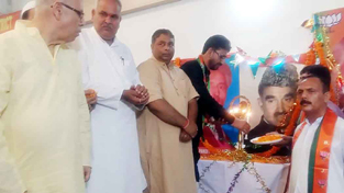BJP leaders paying tributes to Tika Lal Taploo at Jammu on Tuesday.