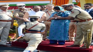 Dr Sunniya Wani being handed over the baton by Chief Minister Mehbooba Mufti and Deputy Chief Minister Dr Nirmal Singh at SKPA Udhampur on Friday.