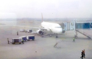 Air traffic was again disrupted at Srinagar Airport amid fog on Thursday. -Excelsior/Shakeel