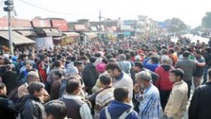 People during protest at Satwari on Sunday. -Excelsior/Rakesh