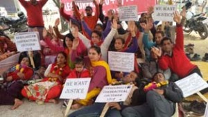 Contractual Lecturers sitting on chain hunger strike at Jammu on Saturday.
