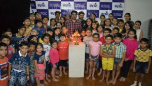 Natrang Director Padamshree Balwant Thakur inaugurating Children Theatre Camp 2017 at Natrang Studio Theatre.