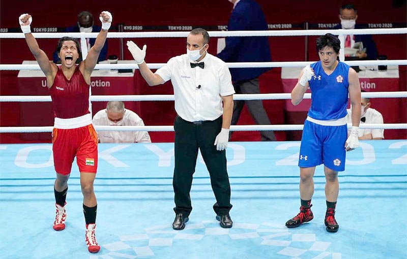 Lovlina Borgohain celebrating victory against Nien-Chin Chen of Chinese Taipei at Tokyo during Summer Olympics 2020 on Friday. (UNI )