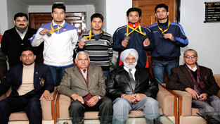 VC JU Prof MPS Ishar and other dignitaries posing with meritorious fencers at Jammu University on Wednesday. VC JU Prof MPS Ishar and other dignitaries posing with meritorious fencers at Jammu University on Wednesday.