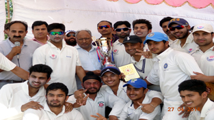 Triumphant team of KCCC posing alongwith chief guest, Parvaiz Ahmed Malik, Commissioner Secretary YS Sports at Country Cricket Academy, Gharota in Jammu. Triumphant team of KCCC posing alongwith chief guest, Parvaiz Ahmed Malik, Commissioner Secretary YS Sports at Country Cricket Academy, Gharota in Jammu.