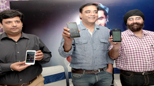 Lenovo officials launching new range of smartphones in Jammu on Saturday. -Excelsior/Rakesh Lenovo officials launching new range of smartphones in Jammu on Saturday. -Excelsior/Rakesh