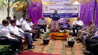 IGP HG/CD and SDRF J&K T Punchuk addressing awareness programme organised by Civil Defence at Samba on Wednesday.