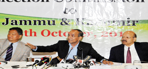 Chief Election Commissioner V S Sampath along with Election Commissioners, H K Brahma and Nasim Zaidi addressing a press conference at SKICC in Srinagar on Saturday. — Excelsior/Amin War Chief Election Commissioner V S Sampath along with Election Commissioners, H K Brahma and Nasim Zaidi addressing a press conference at SKICC in Srinagar on Saturday. — Excelsior/Amin War