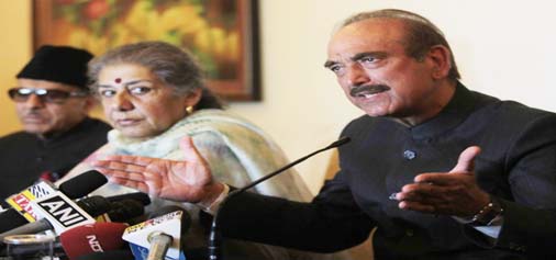 Former Union Minister Ghulam Nabi Azad, flanked by AICC general secretary Ambika Soni & PCC chief Prof Saif-ud-Din Soz at a press conference in Jammu. -Excelsior/Rakesh