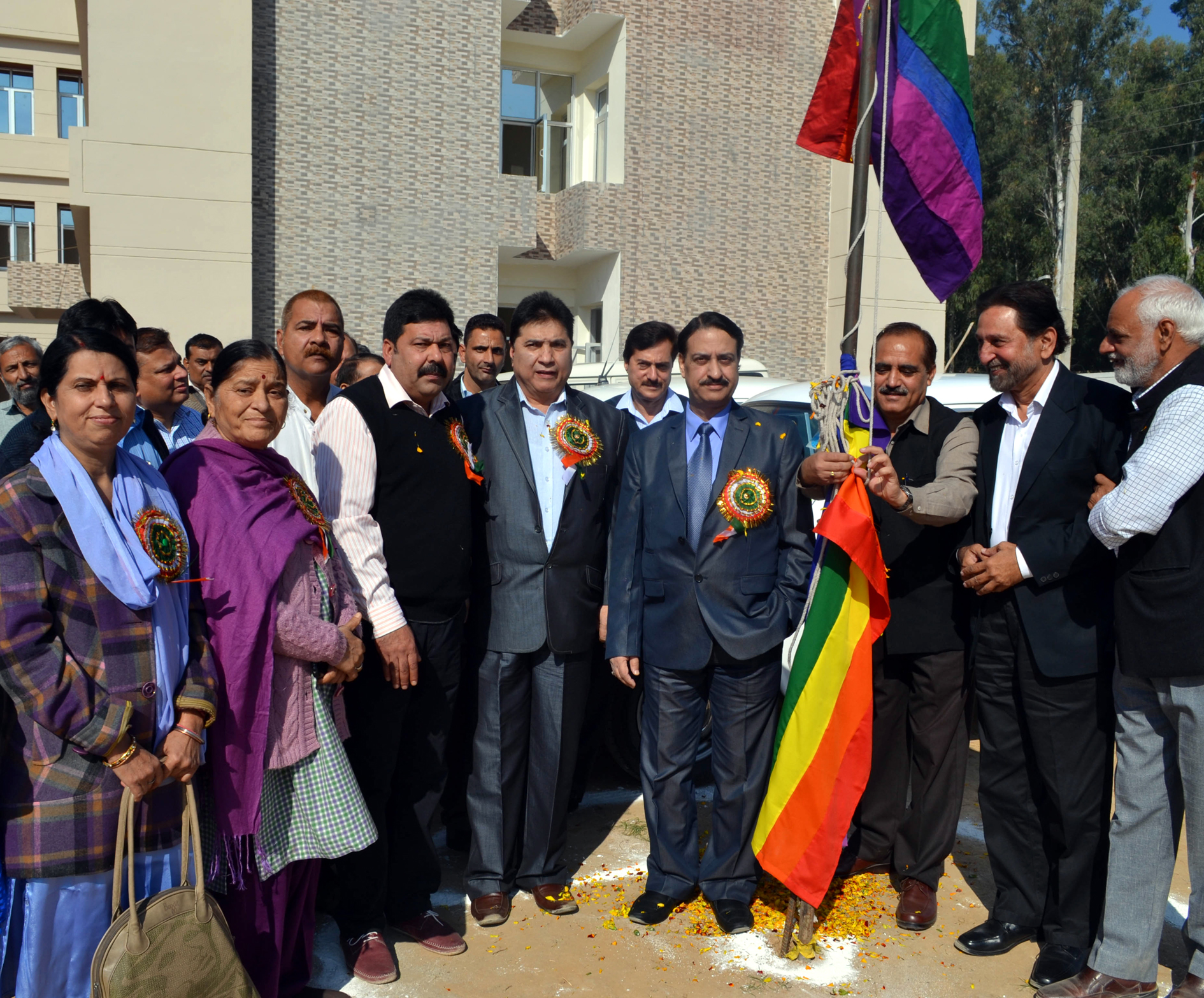 Secretary, R K Koul flagging off Cooperative Week at Jammu on Friday. Secretary, R K Koul flagging off Cooperative Week at Jammu on Friday.