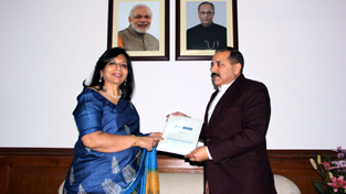 Kiran Mazumdar Shaw, one of India's top CEOs and President of the Association of Biotechnology Led Enterprises (ABLE), handing over a memorandum to Union Minister Dr Jitendra Singh at New Delhi on Tuesday. Kiran Mazumdar Shaw, one of India's top CEOs and President of the Association of Biotechnology Led Enterprises (ABLE), handing over a memorandum to Union Minister Dr Jitendra Singh at New Delhi on Tuesday.