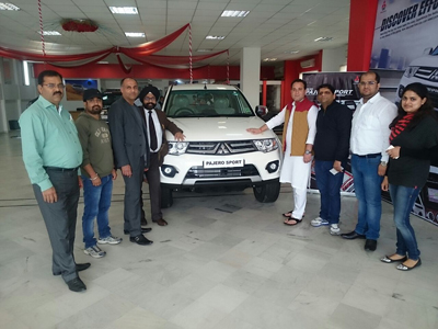 Officials of Lahori Group unveiling Pajero Sport at Jammu. Officials of Lahori Group unveiling Pajero Sport at Jammu.