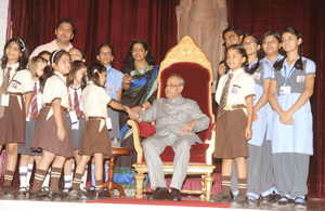 President, Pranab Mukherjee with the Children, on the occasion of ‘Raksha Bandhan’, at Rashtrapati Bhavan, on Saturday. President, Pranab Mukherjee with the Children, on the occasion of ‘Raksha Bandhan’, at Rashtrapati Bhavan, on Saturday.
