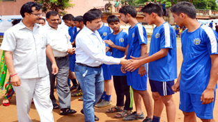 Assistant Commissioner Revenue, Udhampur Rajeev Magotra interacting with players while inaugurating State Level Handball Tournament in Udhampur on Friday. Assistant Commissioner Revenue, Udhampur Rajeev Magotra interacting with players while inaugurating State Level Handball Tournament in Udhampur on Friday.