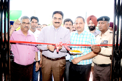 JKB Vice-President Arvind Gupta inaugurating new branch of the bank at Raipur Satwari on Tuesday. JKB Vice-President Arvind Gupta inaugurating new branch of the bank at Raipur Satwari on Tuesday.