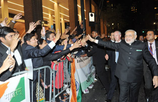 Prime Minister, Narendra Modi being greeted by the people on his arrival, in New York on Friday. Prime Minister, Narendra Modi being greeted by the people on his arrival, in New York on Friday.