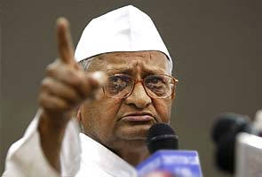 annaAug 15_story Will step in if Centre obstructs Delhi Janlokpal Bill: Hazare