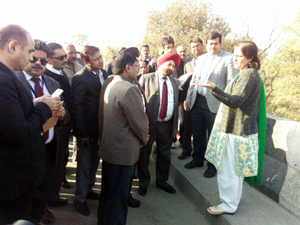 Visiting Central team being apprised by DC Samba, Sheetal Nanda, about the proposed site for AIIMS on Monday. — Excelsior/Goutam Visiting Central team being apprised by DC Samba, Sheetal Nanda, about the proposed site for AIIMS on Monday. — Excelsior/Goutam