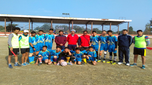 Young footballers posing along with officials during SSPF Talent Search Tournament. Young footballers posing along with officials during SSPF Talent Search Tournament.