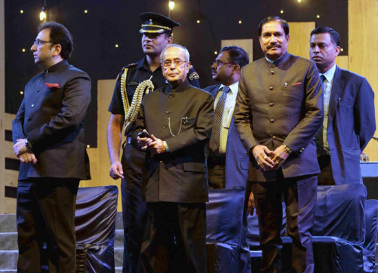 President, Pranab Mukherjee inaugurating the Beach Festival-Festa De Diu, at Diu (Festival Village) on Wednesday. President, Pranab Mukherjee inaugurating the Beach Festival-Festa De Diu, at Diu (Festival Village) on Wednesday.