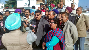 State president, All India Jat Mahasabha, Ch Manmohan Singh and others after the core body meeting of the Sabha at Gangyal. State president, All India Jat Mahasabha, Ch Manmohan Singh and others after the core body meeting of the Sabha at Gangyal.