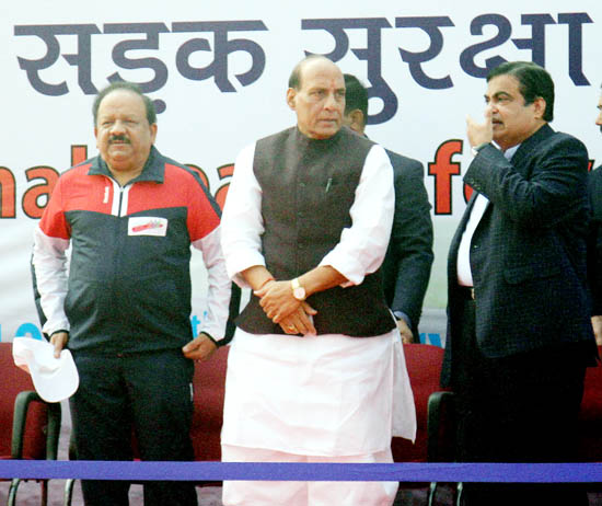 Union Home Minister, Rajnath Singh along with the Union Minister for Road Transport and Highways and Shipping, Nitin Gadkari(r) and the Union Minister for Science and Technology and Earth Sciences, Harsh Vardhan during the flagging -off the 'Road Safety Walk', in New Delhi on Monday. (UNI) Union Home Minister, Rajnath Singh along with the Union Minister for Road Transport and Highways and Shipping, Nitin Gadkari(r) and the Union Minister for Science and Technology and Earth Sciences, Harsh Vardhan during the flagging -off the 'Road Safety Walk', in New Delhi on Monday. (UNI)