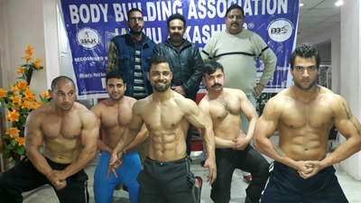 Selected State Body Builders displaying their muscles before leaving for Ajmer, Rajasthan. Selected State Body Builders displaying their muscles before leaving for Ajmer, Rajasthan.