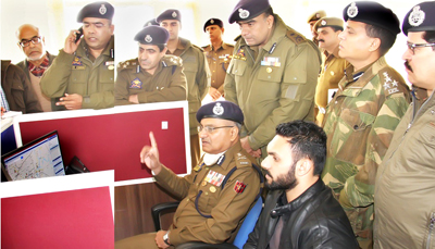 DGP K Rajendra inspecting Hi-Tech Dial 100 System. DGP K Rajendra inspecting Hi-Tech Dial 100 System.