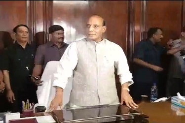 Rs 1,000 crore grant to 35 worst Naxal-affected districts in 7 states Rs 1,000 crore grant to 35 worst Naxal-affected districts in 7 states