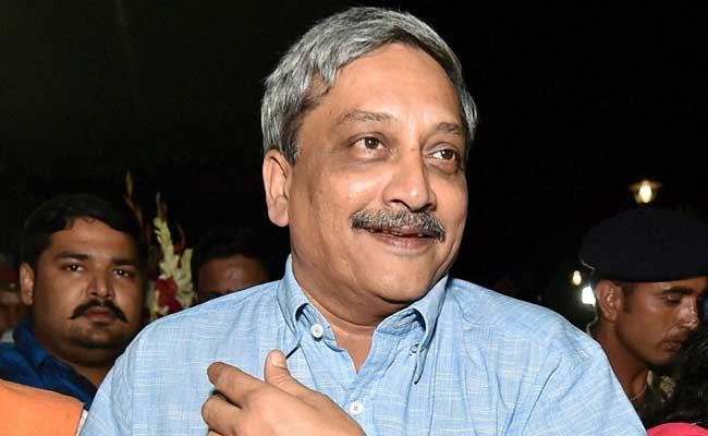 Parrikar briefs Cabinet on Pathankot attack Parrikar briefs Cabinet on Pathankot attack
