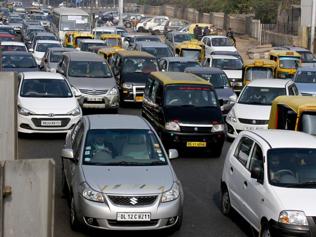 Odd-Even formula: Rs 38 lakh fine collected in first five days Odd-Even formula: Rs 38 lakh fine collected in first five days