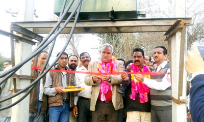 MLA Suchetgarh Sham Lal Choudhary inaugurating transformer at Suchetgarh on Thursday. MLA Suchetgarh Sham Lal Choudhary inaugurating transformer at Suchetgarh on Thursday.