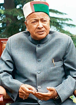 Virbhadra meets Sonia Virbhadra meets Sonia