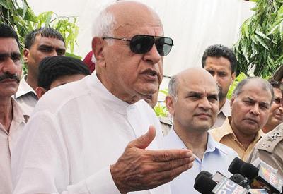 Anti-national slogans cannot, will not divide country: Farooq Anti-national slogans cannot, will not divide country: Farooq