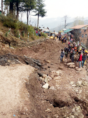 Road sinking near Batote on Jammu-Srinagar National Highway on Saturday. Road sinking near Batote on Jammu-Srinagar National Highway on Saturday.
