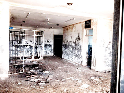 Damaged Munsif Court Complex Pampore. -Excelsior/Younis Khaliq Damaged Munsif Court Complex Pampore. -Excelsior/Younis Khaliq