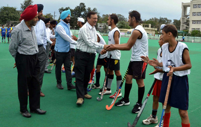 Dr S K Bali, Prof and Head of the Nephrology Department Super Speciality Hospital, Jammu interacting with players at KK Hakhu Astroturf Hockey Stadium in Jammu on Friday. Dr S K Bali, Prof and Head of the Nephrology Department Super Speciality Hospital, Jammu interacting with players at KK Hakhu Astroturf Hockey Stadium in Jammu on Friday.