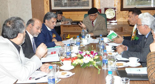 Governor N N Vohra interacting with SKUAST-K VC, Advisor and others. Governor N N Vohra interacting with SKUAST-K VC, Advisor and others.