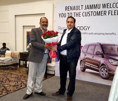 Dignitaries during taxi meet at Jammu. Dignitaries during taxi meet at Jammu.