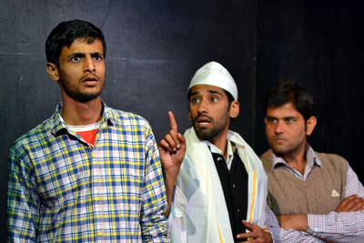 A scene from the play ‘Topian’ presented in Natrang's weekly show Sunday Theatre. A scene from the play ‘Topian’ presented in Natrang's weekly show Sunday Theatre.