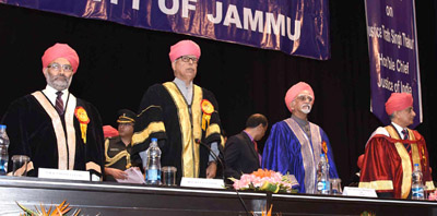 Vice President M Hamid Ansari, Governor N N Vohra, Chief Justice of India, Justice T S Thakur and JU Vice-Chancellor Prof R D Sharma at 16th Convocation of JU on Saturday. —Excelsior/Rakesh Vice President M Hamid Ansari, Governor N N Vohra, Chief Justice of India, Justice T S Thakur and JU Vice-Chancellor Prof R D Sharma at 16th Convocation of JU on Saturday. —Excelsior/Rakesh