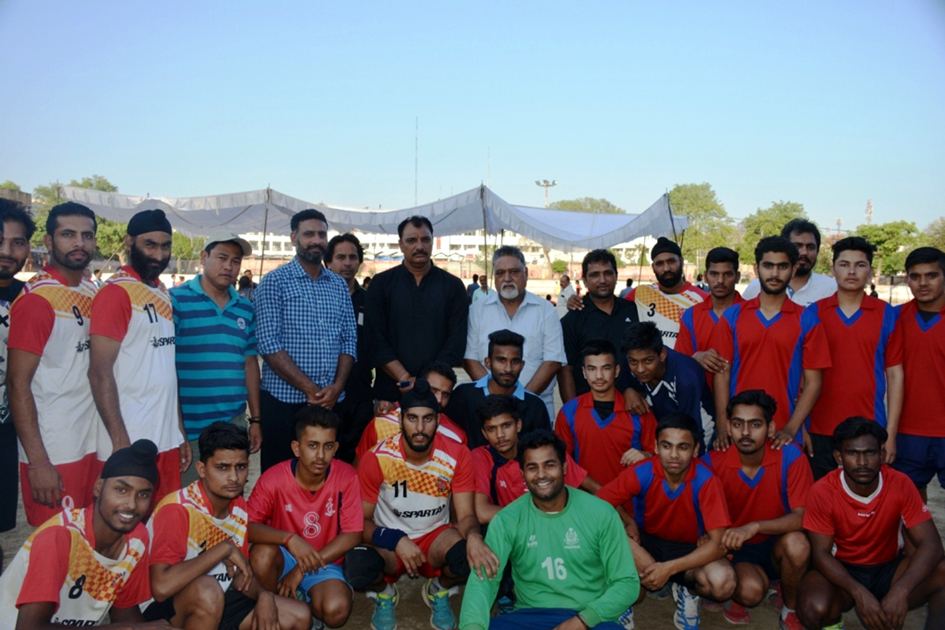 Victorious J&K Men’s Handball team posing alongwith prominent office bearers of the Association in Jammu on Friday. Victorious J&K Men’s Handball team posing alongwith prominent office bearers of the Association in Jammu on Friday.