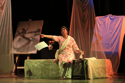 A scene from play ‘Mein, Tu Aur Amrita’. A scene from play ‘Mein, Tu Aur Amrita’.