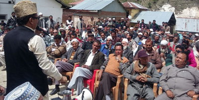Former Minister Mohd Sharief Niaz addressing public meeting at Gandoh on Saturday. Former Minister Mohd Sharief Niaz addressing public meeting at Gandoh on Saturday.
