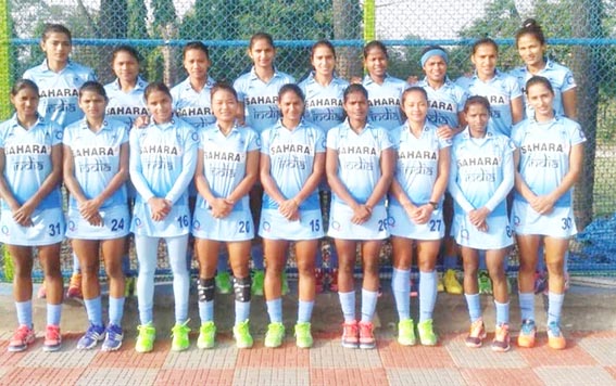 india-women-hockey-team-2305