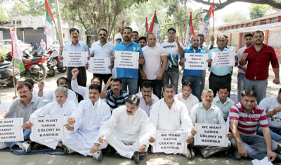 NPP leaders and workers staging protest against Kashmir bandh call of separatists in Jammu on Thursday. -Excelsior/Rakesh NPP leaders and workers staging protest against Kashmir bandh call of separatists in Jammu on Thursday. -Excelsior/Rakesh