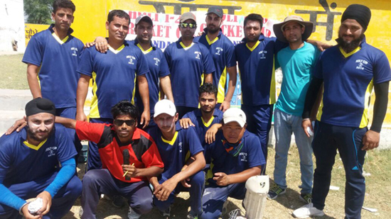 Wiiners posing alongwith officials at Mandal Cricket ground in Jammu. Wiiners posing alongwith officials at Mandal Cricket ground in Jammu.